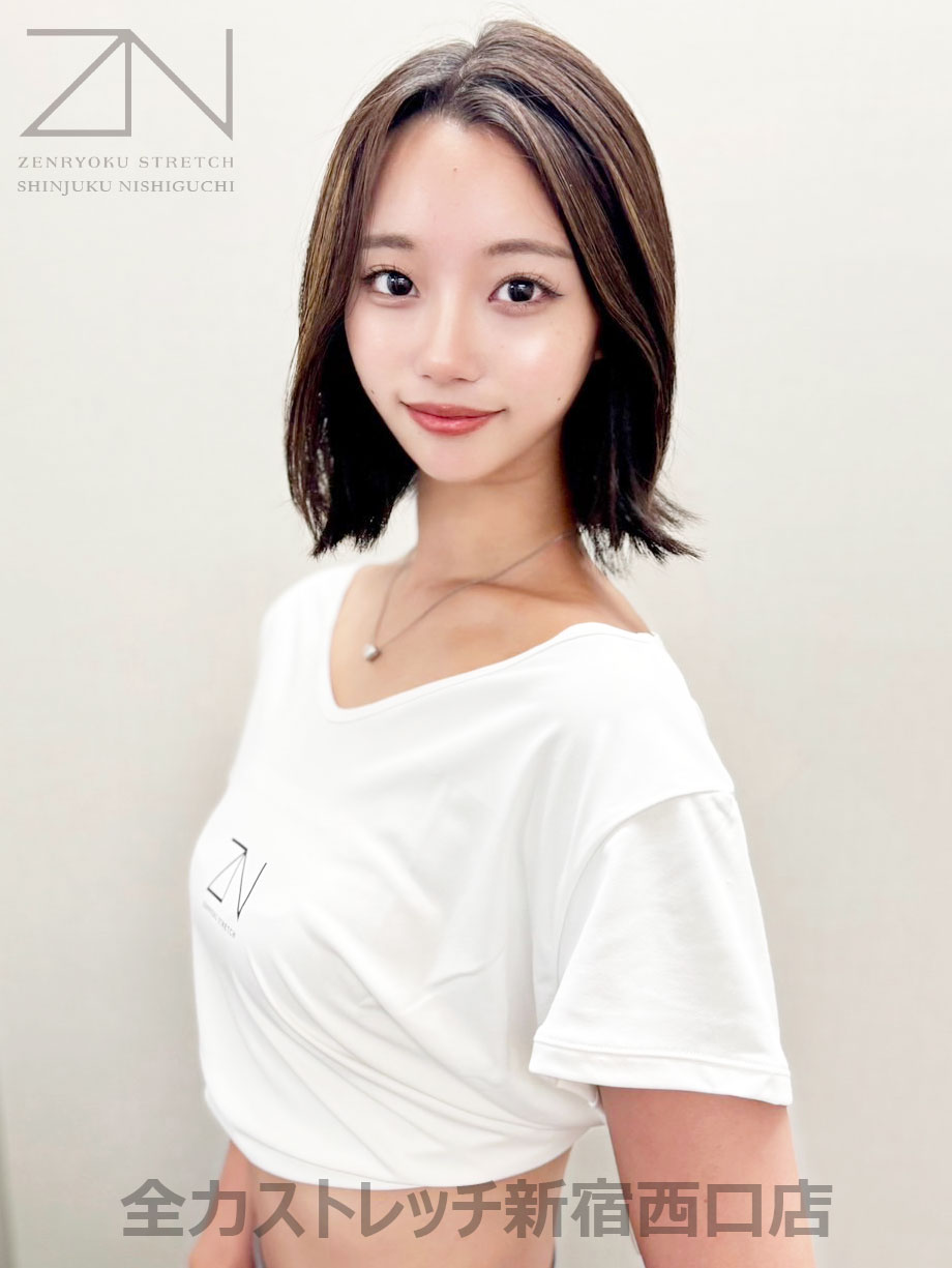 全力ストレッチ新宿西口店セラピスト MARI